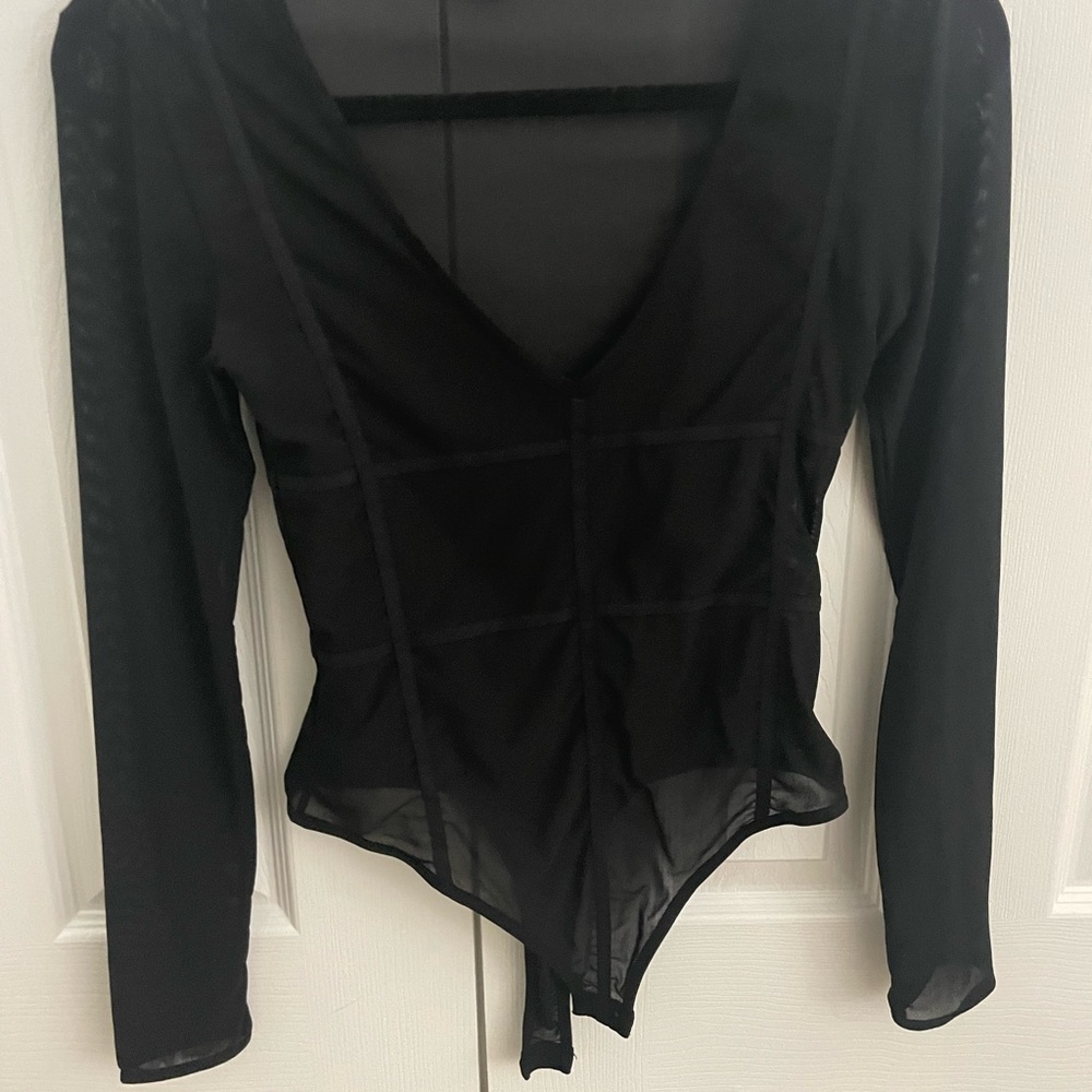 Medium size mesh blouse